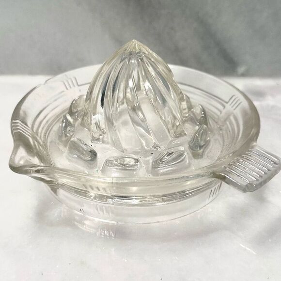 Vintage Clear Glass Citrus Orange Lemon Lime Juicer - Picture 2 of 2